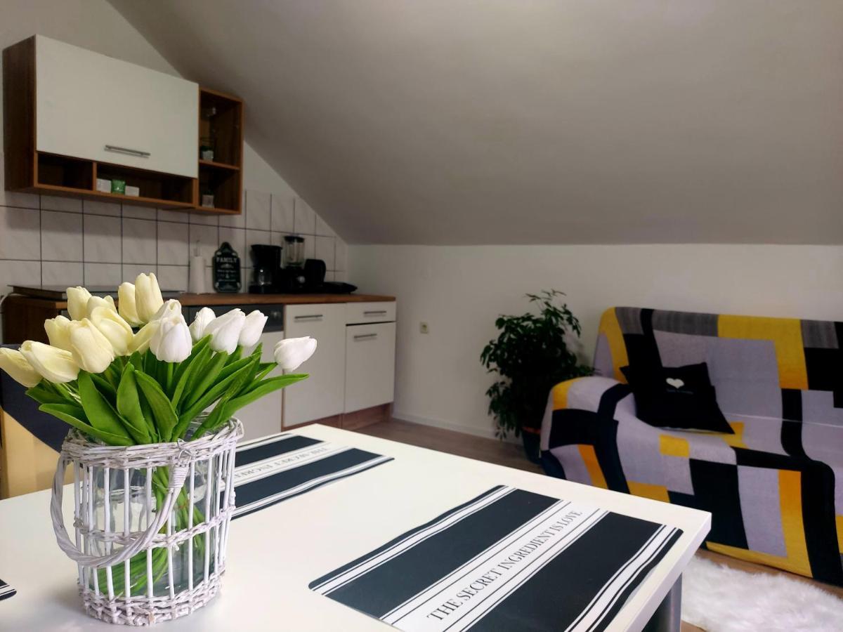 Guest House Gacka Rogic 오토칵 외부 사진